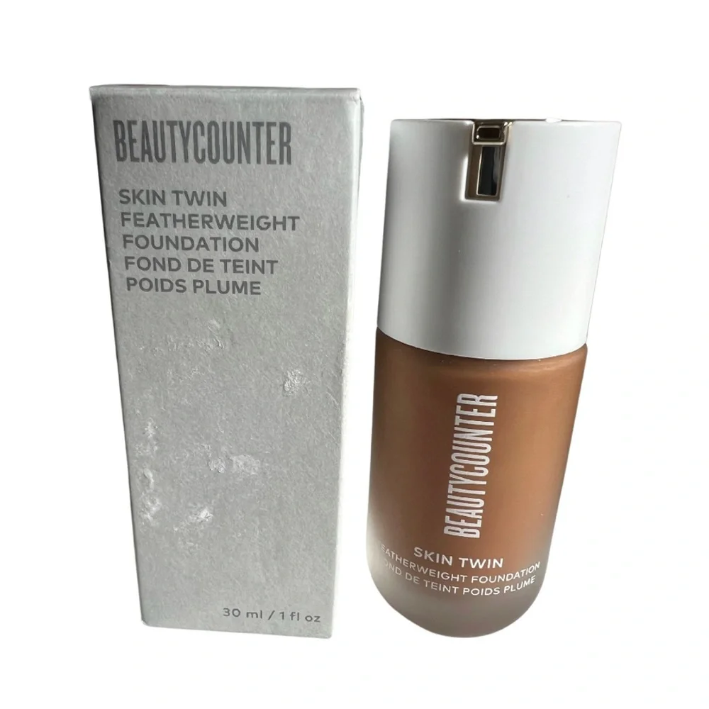 BeautyCounter Skin Twin Featherweight Foundation - Shade Dark 560